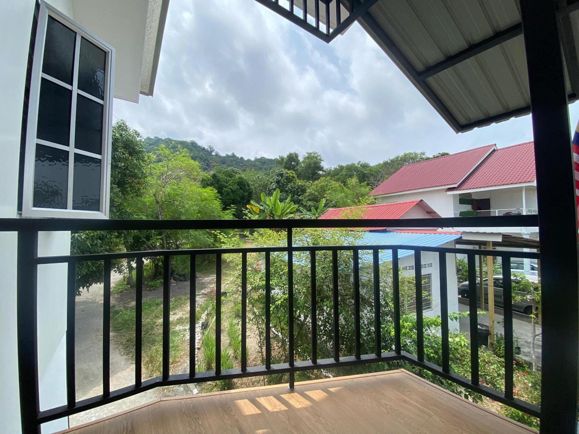 Roomstay Cikgu Mie Bayan Lepas Extérieur photo